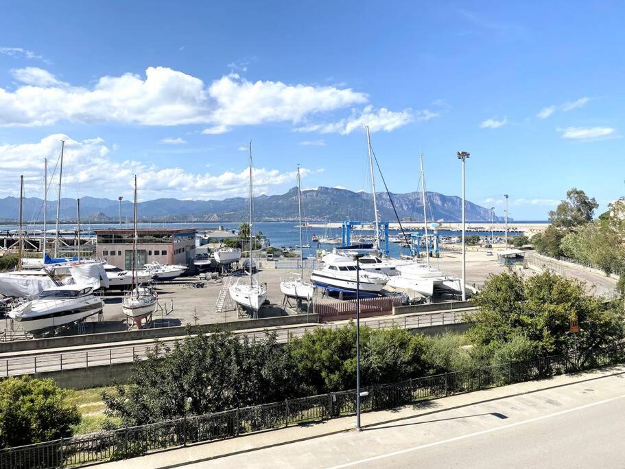 Appartamento Con Terrazza Vista Mare. Àrbatax Екстериор снимка